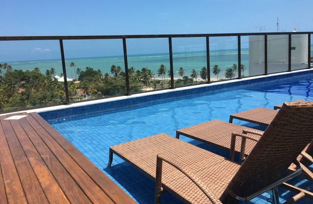 Hermosa ESTUDIO en Ponta de Campina (NUEVO)!