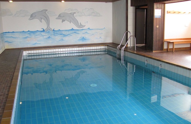 Hermosas vistas - teleféricos, telesillas / Aquaria libre; Pool House