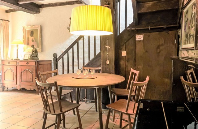 Estupenda casa de vacaciones para 6 personas con TV, terraza, mascotas permitida y aparcamiento