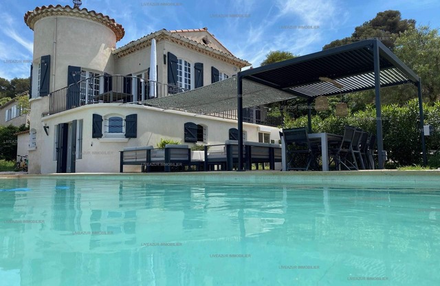 BEAUTIFUL VILLA SEA VIEW AIR-CO BEACH BAND CITY WALKING DISTANCE SWIMMING POOL GARDEN PARKING 10...