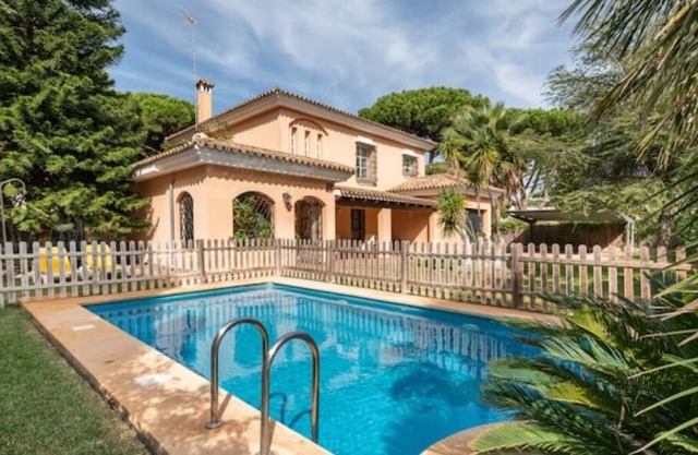 PRECIOSO CHALET GOLF Y PLAYA EN ROCHE-CONIL