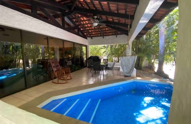 Beautiful Villa located in 4 Star Beachfront Resort w/ Private Pool