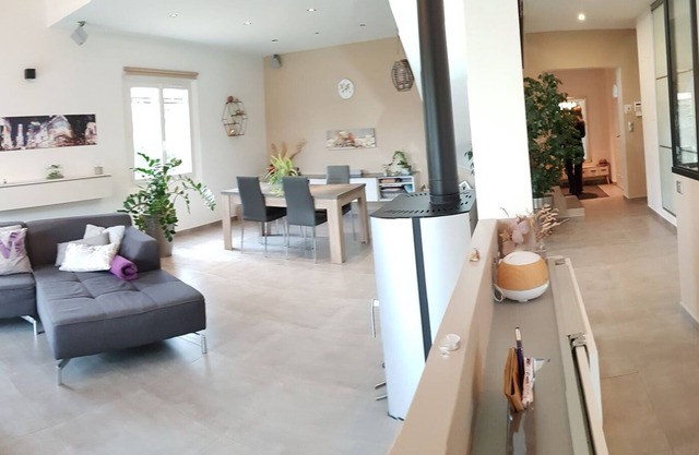 Beautiful villa with pool in Provence