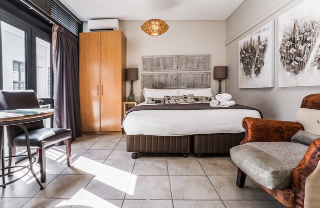 Explore Stellenbosch desde este magnífico apartamento