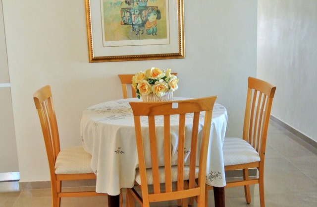 Hermoso apartamento recientemente renovado en alquiler en Jerusalén * Cocina kosher *