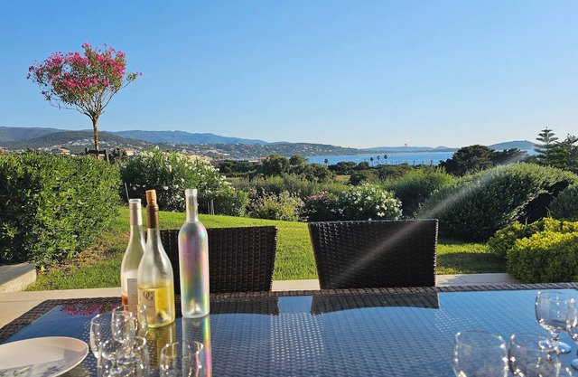 Bella Vista - Sea view apartment - 5min from the beach - 5 pers