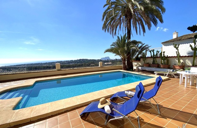 BELLAMAR- Villa con maravillosas vistas al mar en Moraira