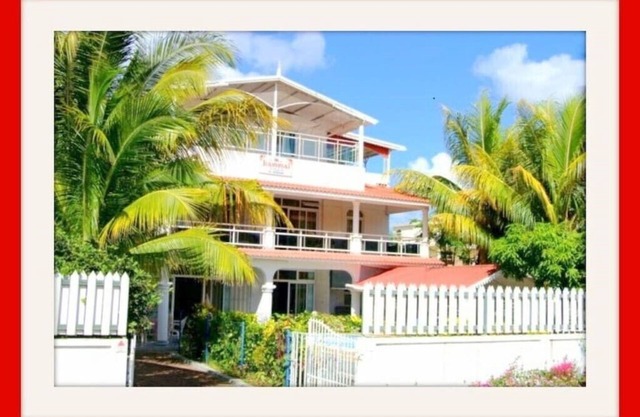 Belle Villa - Wifi - 35 € / noche - 150 metros de la playa ya 200 metros del supermercado SPAR