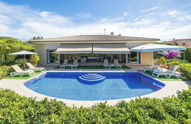 Bellviure Luxury Villa MALLORCA *****
