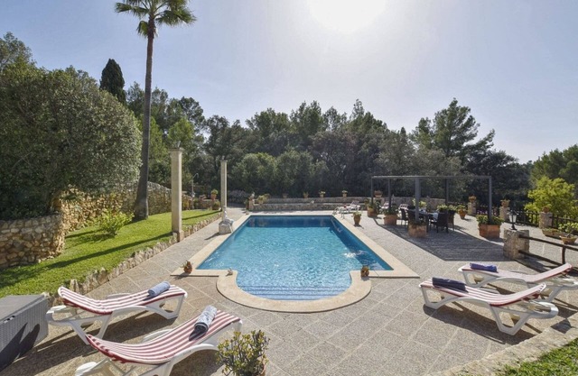 Villa rústica situada en el bonito pueblo mallorquín de Sineu