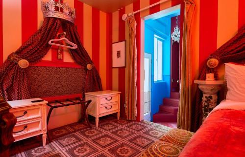 Beverly Hills Elegant Homestay