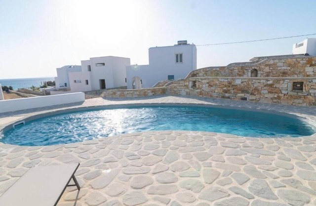 BH1031 - C - Naxos