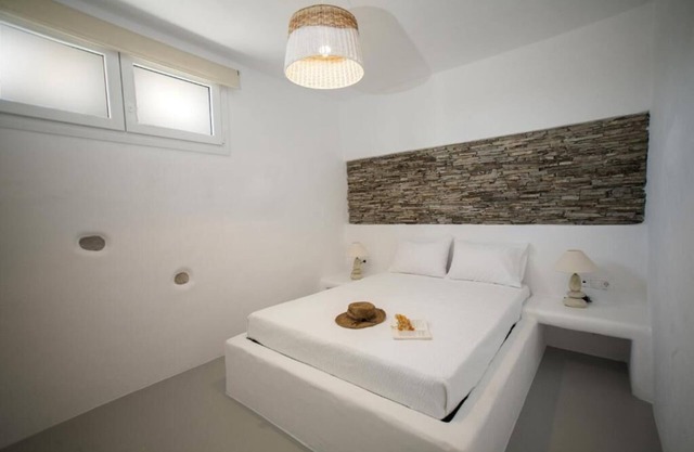 BH443 - C - Apartment Naxos