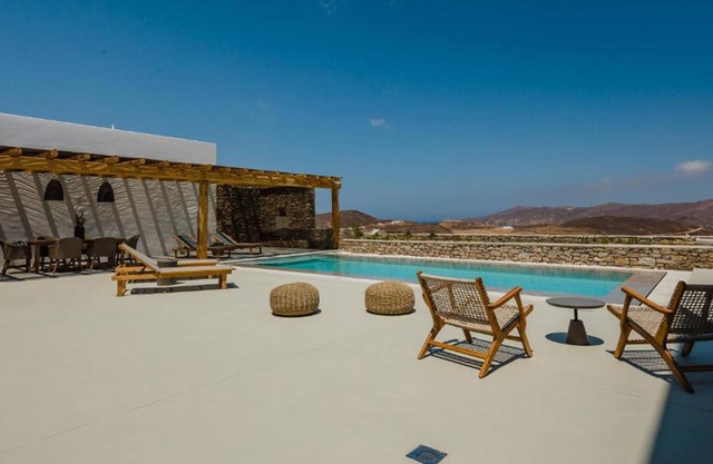 BH485 - R - Villa Mykonos