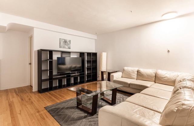 Big Apartment 4 Bedrooms