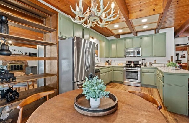 5bd for 16/Hot Tub/Pool-Ping Tbl/EV Chrg/Firepit