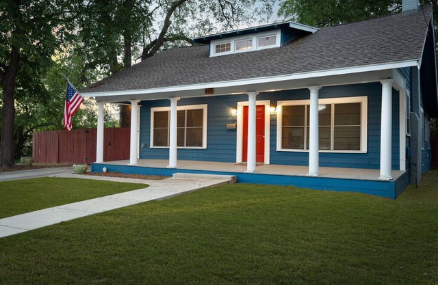 Casita Big Blue a pasos del centro / Pearl Brewery