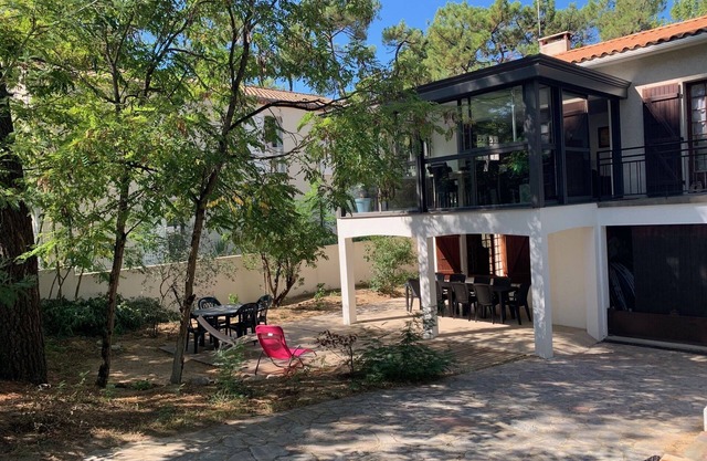 Casa Grande zona residencial a 150 metros de la playa