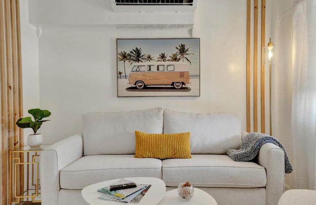 Bimini House