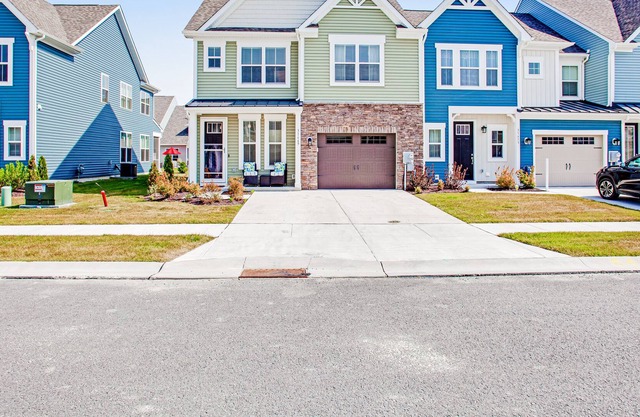 Bishops Landing home with patio, grill, AC, shared pool, & tennis - near beach