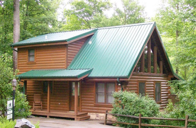 Black Bear Cabin en Gatlinburg-Vacaciones familiares / Escapada romántica! Propietario operado