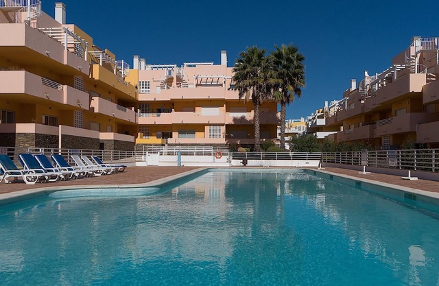Blige Orange Apartment, piscina, AC, balcony