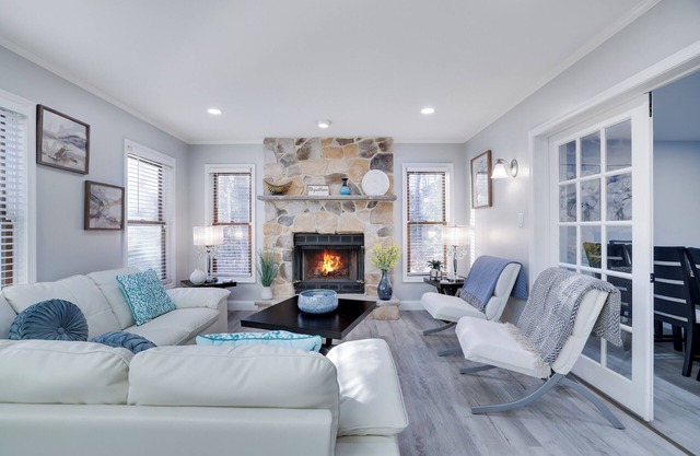Blue Mountain Lake Retreat: Pool, Hot Tub, Lake
