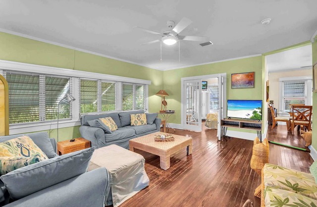 Blue Reverie - Downtown Cottage