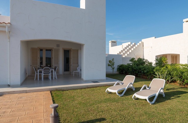 Mar Azul, Villa Grecale con piscina