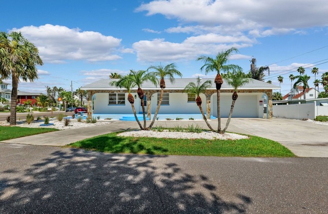 Blue Wave Beach House-Retreat