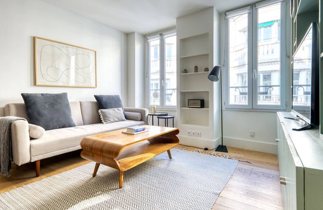 Blueground | Montorgueil, nr Chatelet-Les Halles