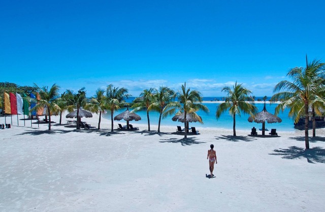 Bluewater Maribago Beach Resort