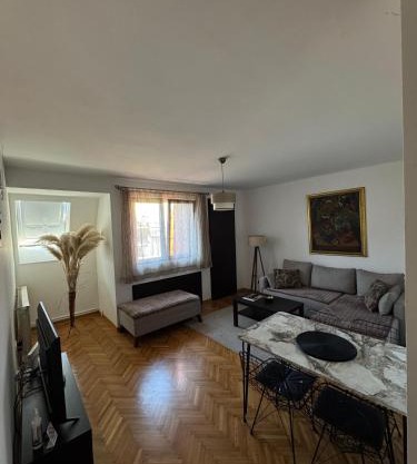 BMM LUX APARTMENT CENTAR