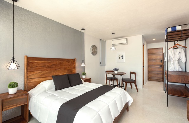 BoHo lofts & studios new modern w/ ocean-view pool