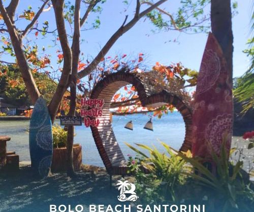 Bolo Beach Santorini