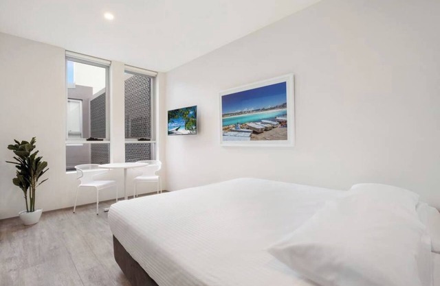 Bondi Beach Studios Suite 1