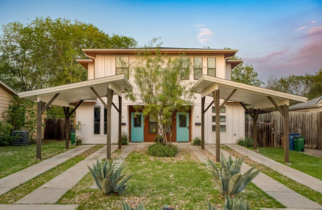 Bonnie & Clyde by AvantStay | Close 2 DT Austin