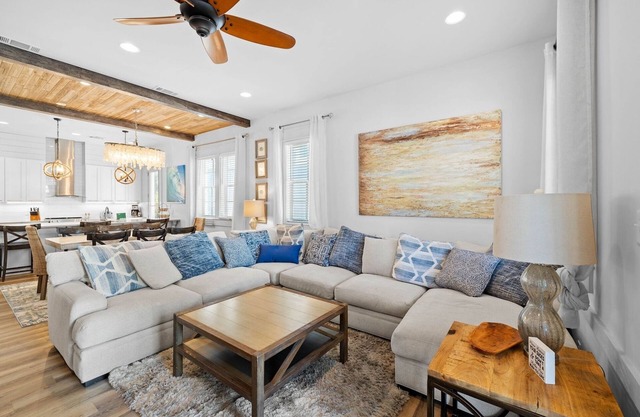 Book Now for Fall Stays! Resort Amenities! In the Heart of Seacrest Beach! 4 Adult Bikes!