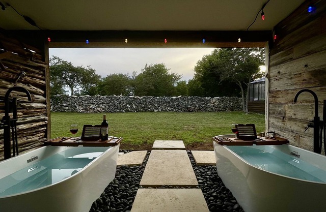 Texas Hill Country Farm Stay with sheep, chickens, fish and dogs
