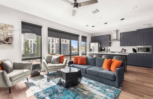 Boots & Strings / 2 BR 2 BA condo / Stylish West End Gem / Pool / Gym / Parking
