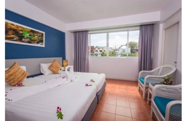 😉 Hotel boutique, habitación familiar estándar # 08, Karon Beach