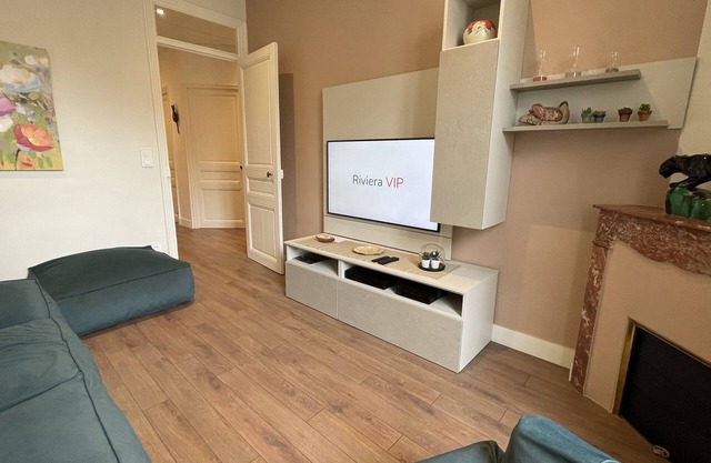 Nuevo apartamento de 2 habitaciones en Forville - Wi-Fi