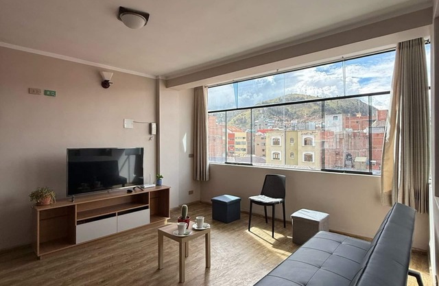 Departamento de Estreno en el Centro de Puno! Ideal para familias.
