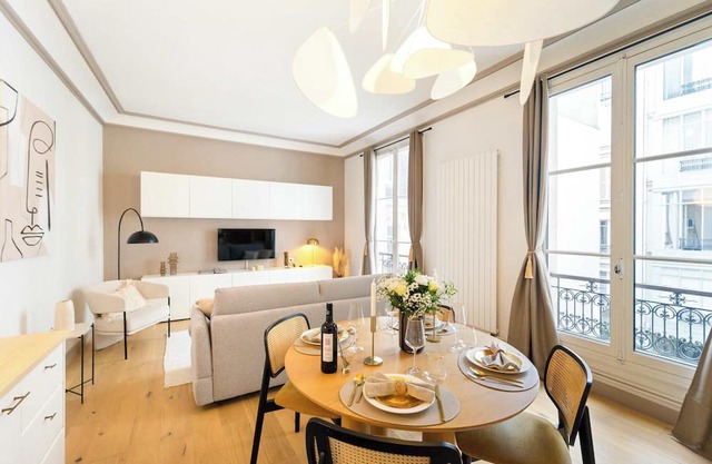 Brand new Champs-Elysées Apartment