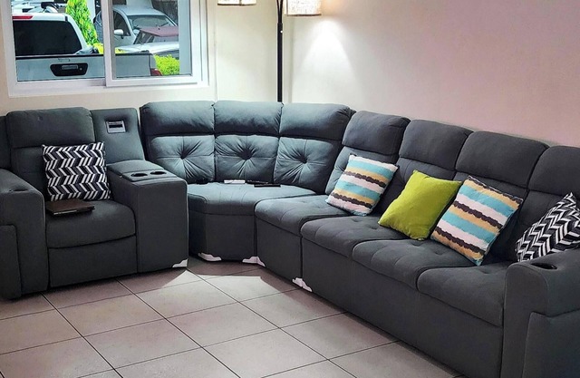 Acogedora casa nueva con buena ubicación