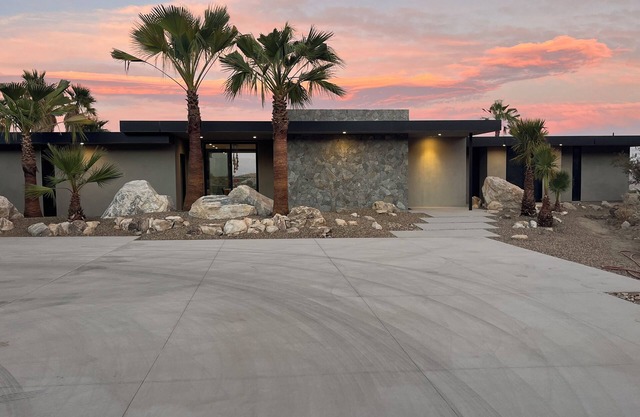 Brand New, Organic Modern Luxury Escape on 7 acres. Ultra private. 360 mt views.