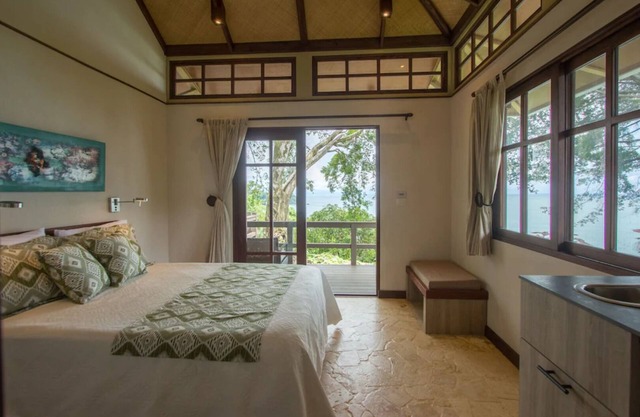 Brand New, Wide Ocean Views & Pool - Villas Azul #2c
