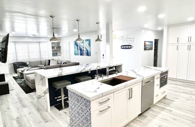 Breathtaking Luxury Beach House w/ Gym, Sauna, BBQ Grill, & Only Steps from Sand