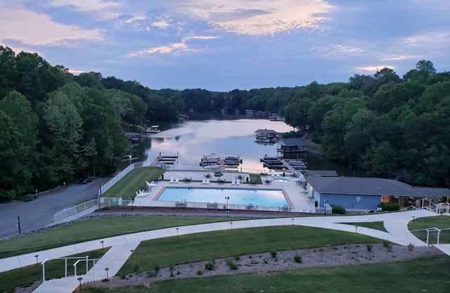 Breathtaking Sunset Views Over Smith Mountain Lake offers no stairs to condo