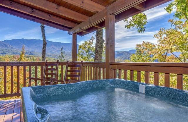 "Impresionante vista" cabina con cubierta cubierta y bañera de hidromasaje